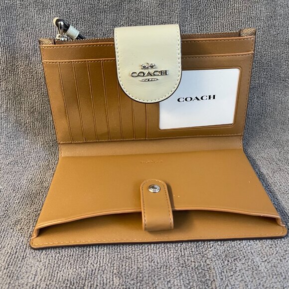 NWOT Coach Phone Tech Wallet with Colorblock Signature Canvas and Wrist Strap - Picture 5 of 6
